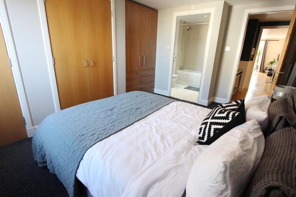 Spacious 2 Bed, 2 Bath Apartment -The Shore, Leith Édimbourg Extérieur photo